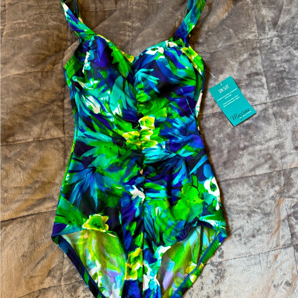 One-piece swimsuit - new with tags - never worn - size 10